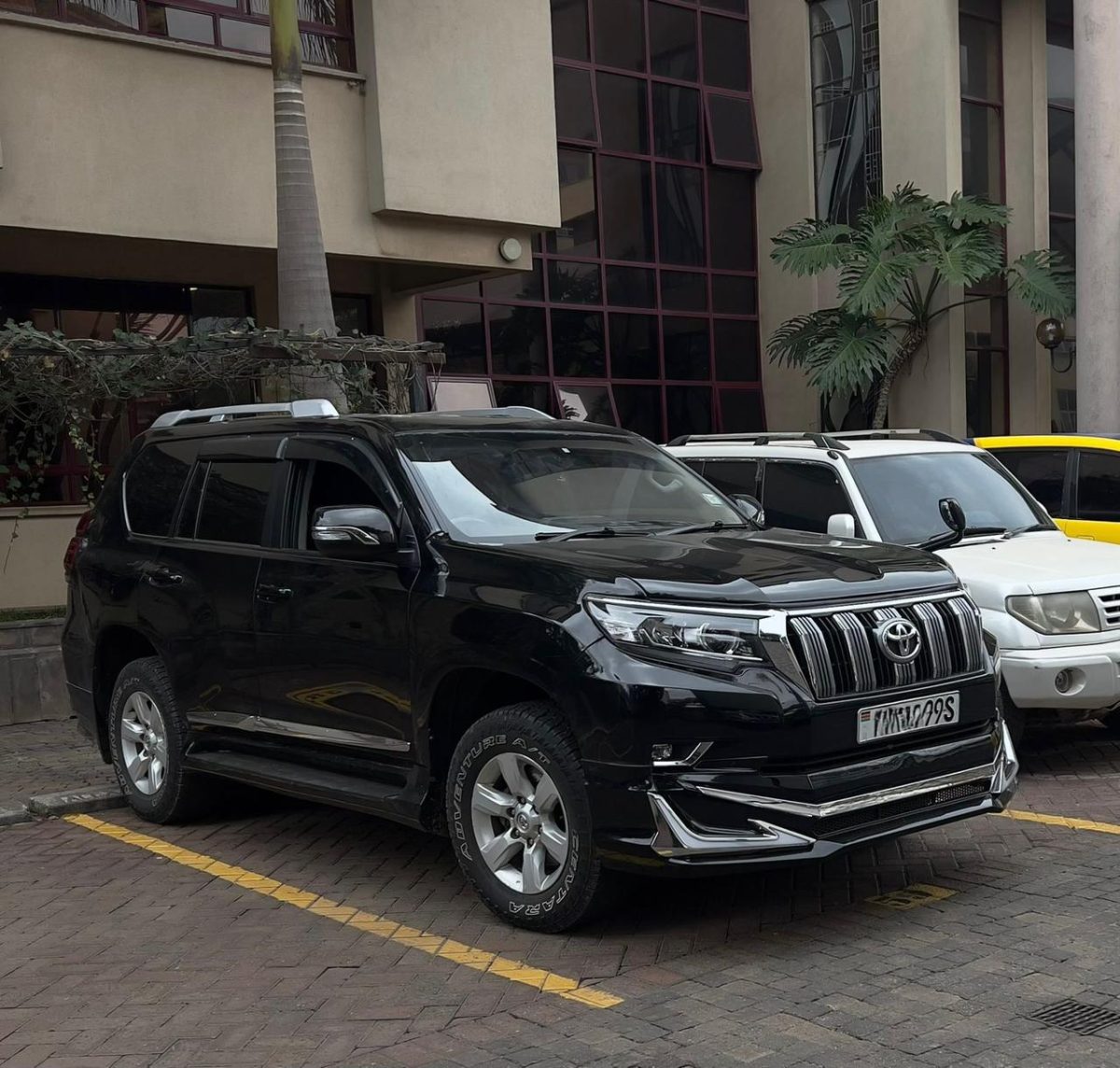 PRADO hire Nairobi — corporate car hire across Kenya